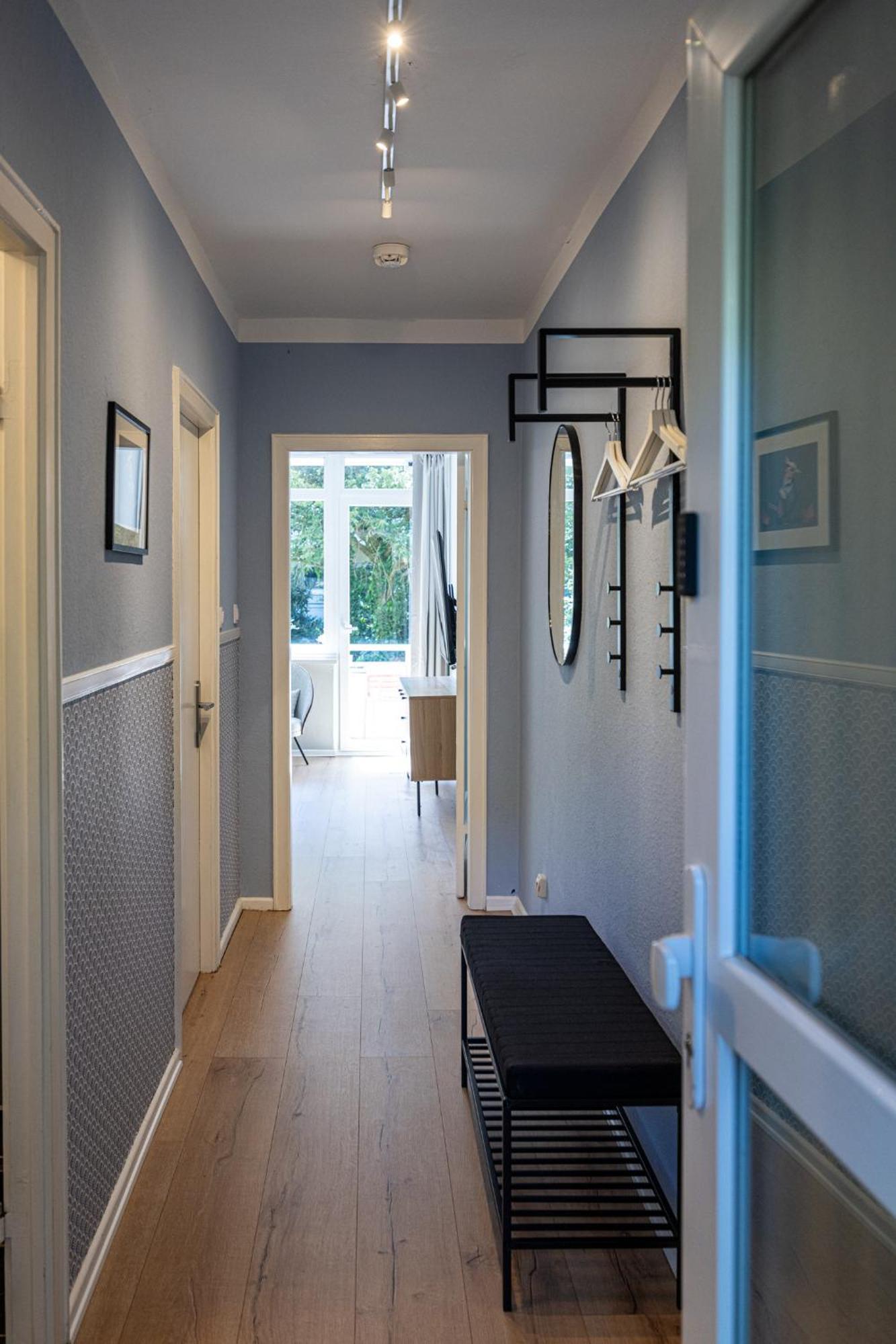 Have-A-Nice-Stay - Nahe Bahnhof Ahrensburg - 20 Minuten Nach Hamburg - Trotzdem Ruhig Gelegen - 6 Minuten Zu Fuss Ins Zentrum Ahrensburg - Modern Eingerichtet المظهر الخارجي الصورة